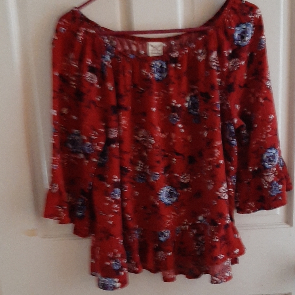 Gorgeous floral blouse